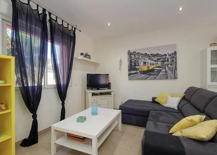 بيت للعطل Casa Azevedo *