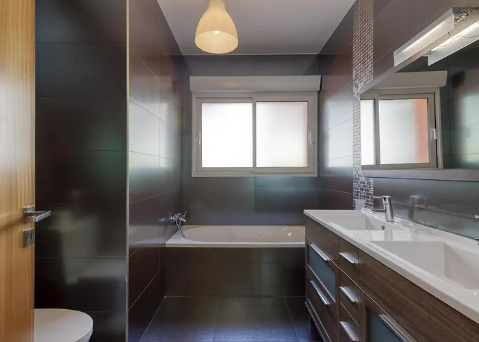 Casa Azevedo * Vila Nova de Famalicão